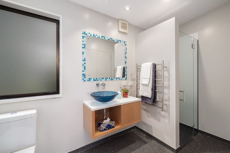 Photo of property in 5 Te Ara Crescent, Diamond Harbour, Lyttelton, 8971