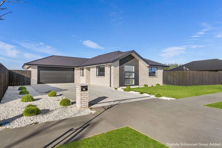 Photo of property in 160 Shillingford Boulevard, Rolleston, 7615