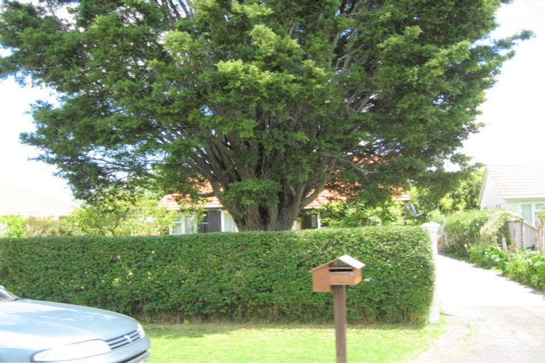 Photo of property in 8 Village Way, Ardmore, Papakura, 2582