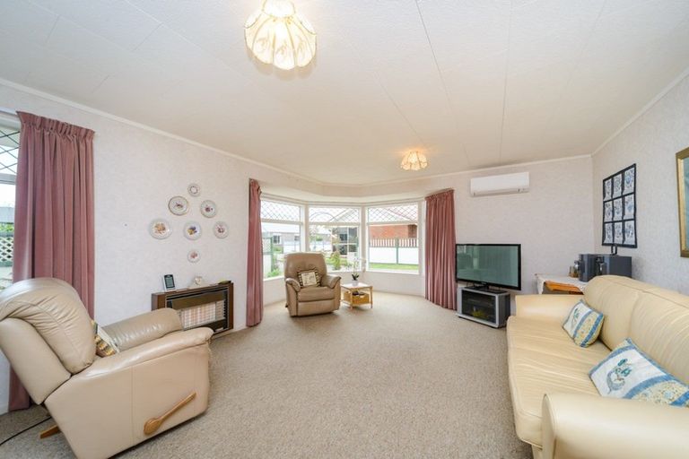 Photo of property in 114d Warwick Street, Feilding, 4702