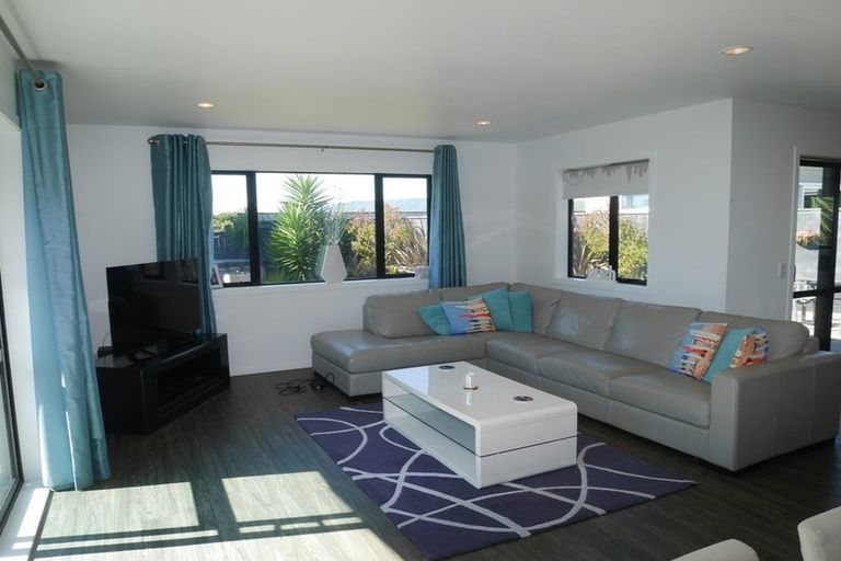 Photo of property in 10 Patterson Lane, Raumati Beach, Paraparaumu, 5032