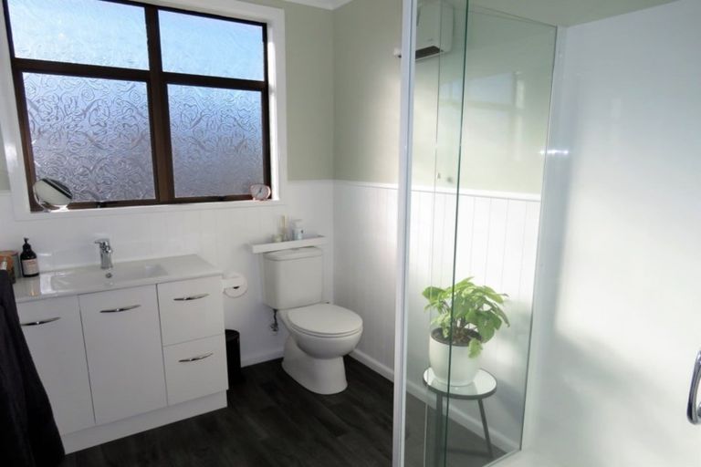 Photo of property in 16 Dalmeny Street, Oamaru North, Oamaru, 9400