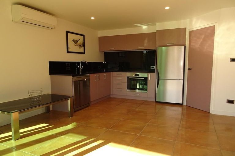 Photo of property in 7b Lighthouse Road, Bluff Hill, Napier, 4110