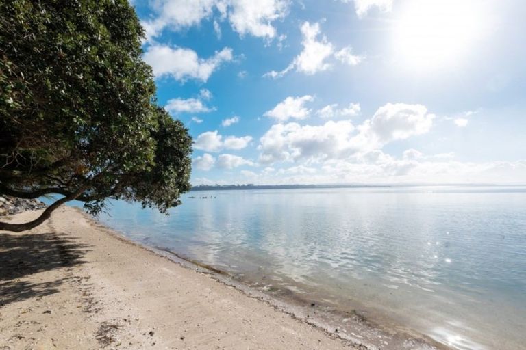 Photo of property in 147 Torkar Road, Clarks Beach, 2122