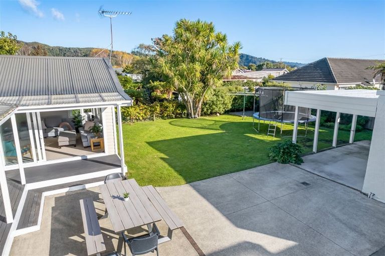 Photo of property in 25 Henry Street, Ebdentown, Upper Hutt, 5018