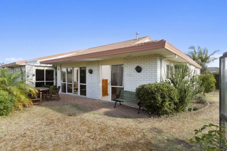 Photo of property in 21 Gardenia Drive, Mount Maunganui, 3116