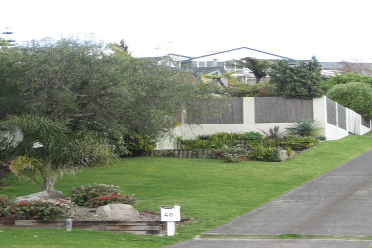 Photo of property in 2 Keam Way, Welcome Bay, Tauranga, 3112