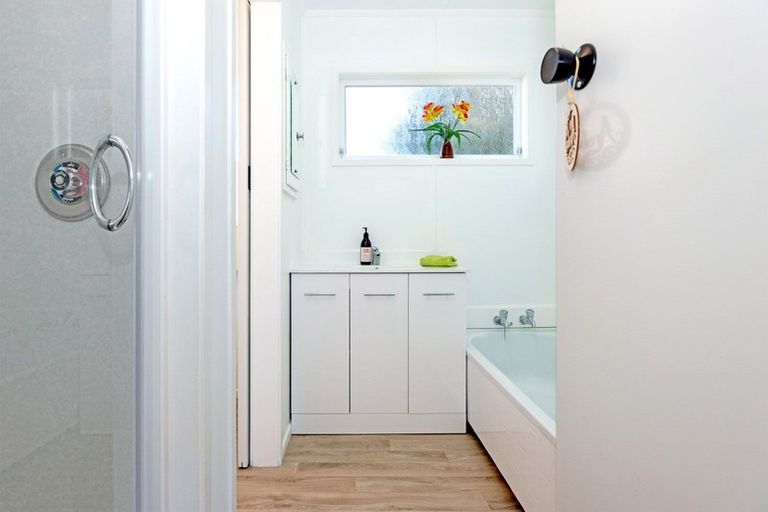 Photo of property in 42 Ida Road, Outer Kaiti, Gisborne, 4010