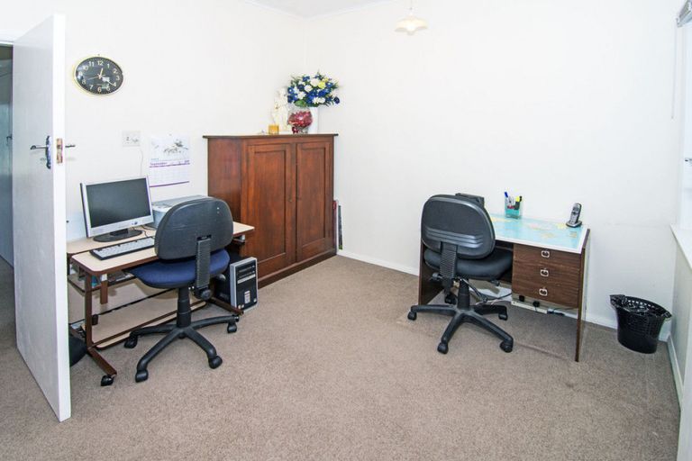 Photo of property in 77 High Street, Island Bay, Wellington, 6023