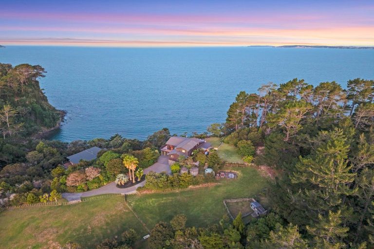 Photo of property in 700 Hibiscus Coast Highway, Waiwera, Orewa, 0994