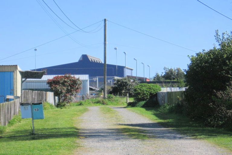 Photo of property in 13 Easton Street, Foxton, 4814