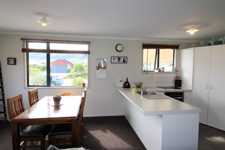 Photo of property in 21 Missy Crescent, Mount Pisa, Cromwell, 9383