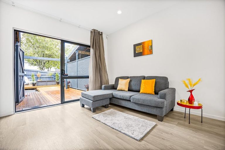 Photo of property in 63 Rakich Place, Henderson, Auckland, 0612