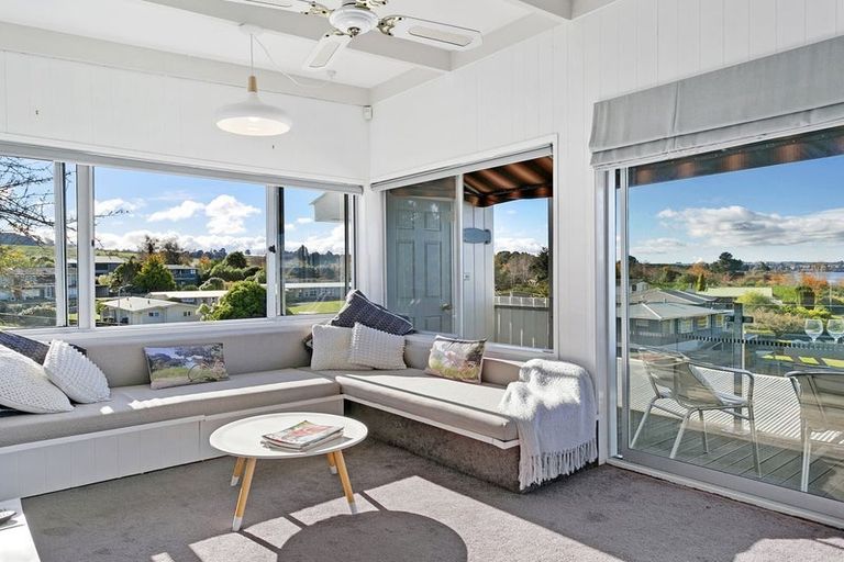 Photo of property in 2/22 Alberta Street, Acacia Bay, Taupo, 3330