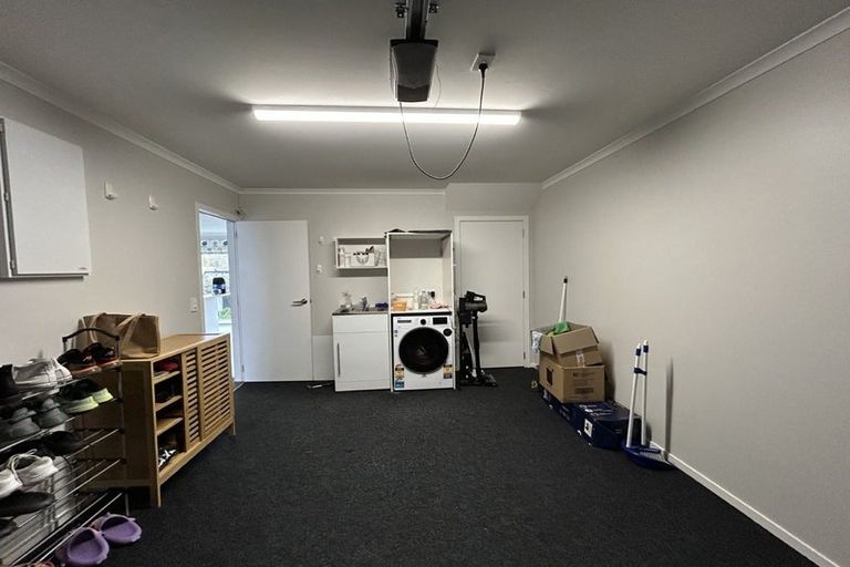 Photo of property in 12 Bluff Road, Kenepuru, Porirua, 5022