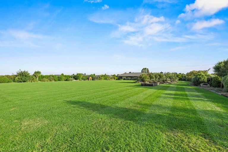 Photo of property in 22 Landsborough Drive, Darfield, 7571