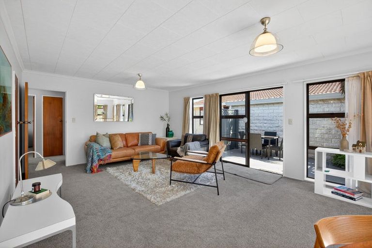 Photo of property in 2/11 Cambria Street, The Wood, Nelson, 7010