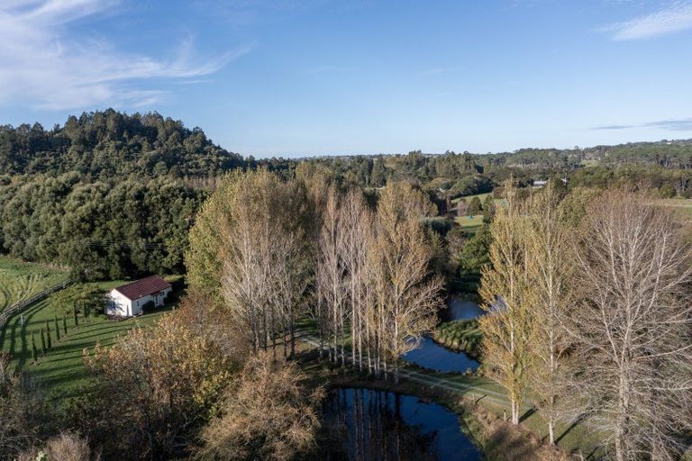 Photo of property in 55 Three Oaks Drive, Dairy Flat, Albany, 0794