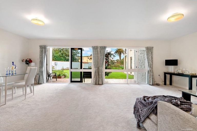 Photo of property in 20/34 Waiwera Place, Waiwera, Orewa, 0994