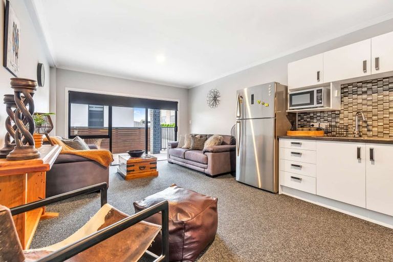 Photo of property in 910b Papamoa Beach Road, Papamoa Beach, Papamoa, 3118