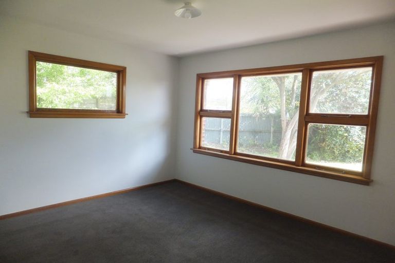 Photo of property in 4 Aileen Place, Upper Riccarton, Christchurch, 8041