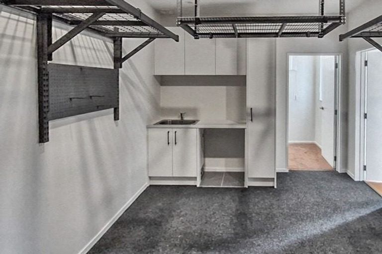 Photo of property in 37c Tabitha Crescent, Henderson, Auckland, 0612