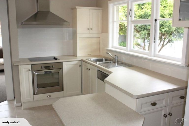 Photo of property in 19 Appleby Crescent, Burnside, Christchurch, 8053