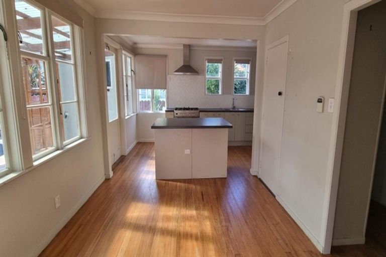 Photo of property in 2/12 Avis Avenue, Papatoetoe, Auckland, 2025