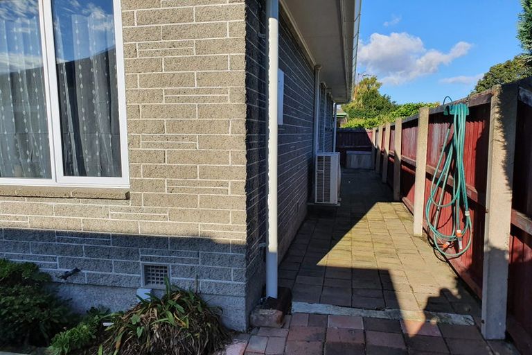 Photo of property in 1/46 Longmuir Street, Ilam, Christchurch, 8041