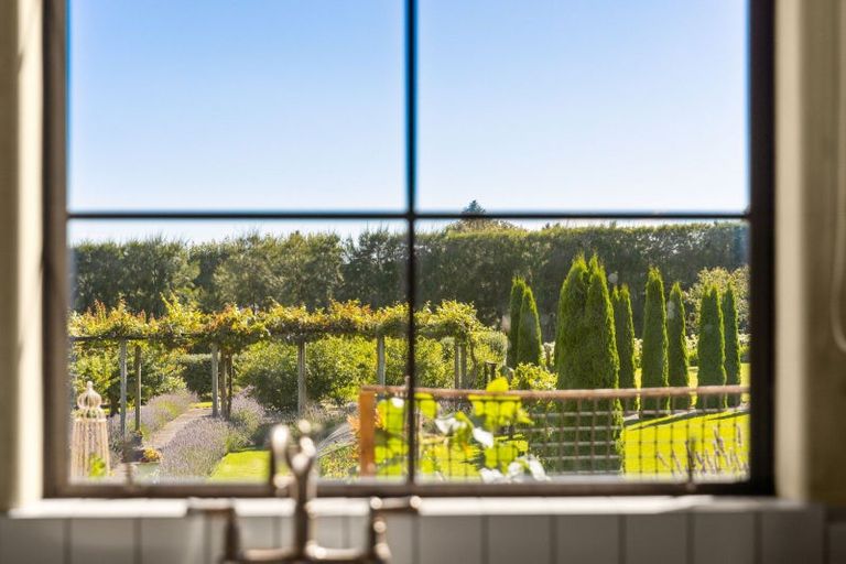 Photo of property in 323 Plummers Point Road, Whakamarama, Tauranga, 3172