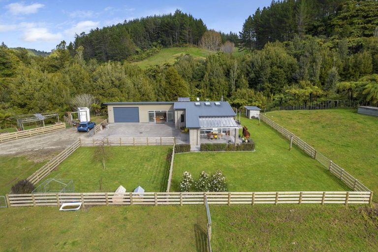 Photo of property in 92a Oropi Gorge Road, Pyes Pa, Tauranga, 3173