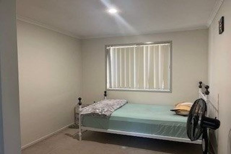 Photo of property in 2 Amsterdam Place, Avondale, Auckland, 0600
