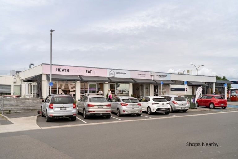 Photo of property in 8d Heath Street, Mount Maunganui, 3116