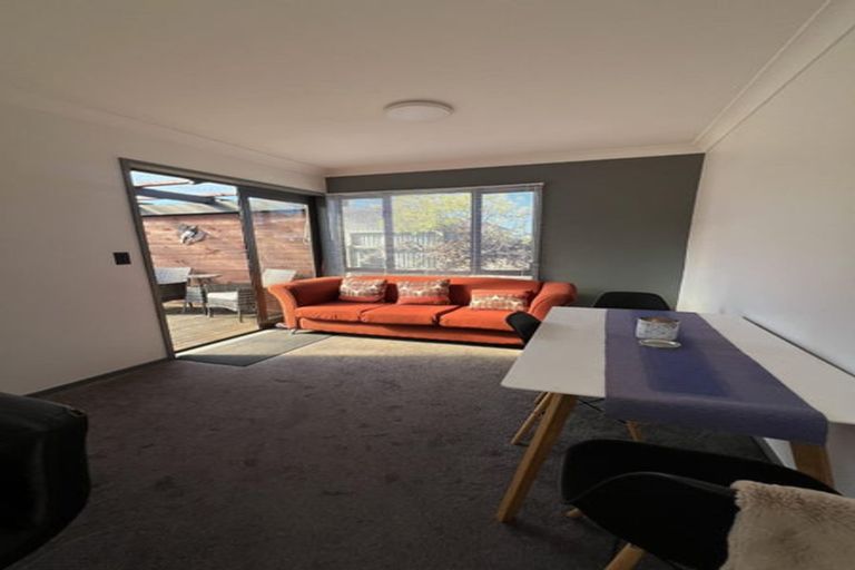 Photo of property in 69 Coopers Road, Dallington, Christchurch, 8061