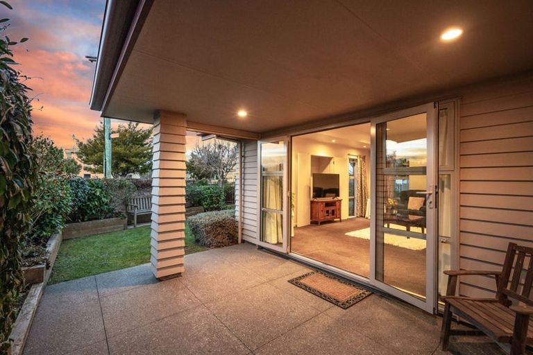 Photo of property in 37 Frank Street, Papanui, Christchurch, 8053