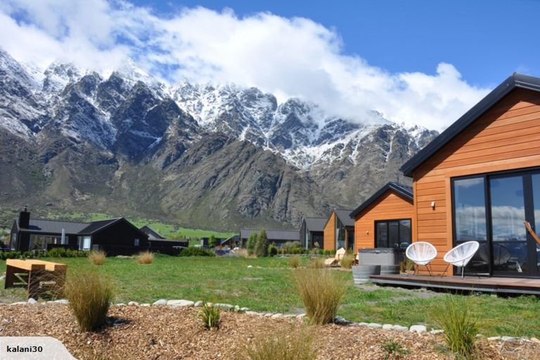 Photo of property in 36 Jacks Point Rise, Jacks Point, Queenstown, 9371