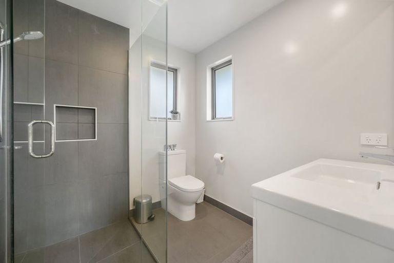 Photo of property in 14 Criffel Place, Luggate, Cromwell, 9383