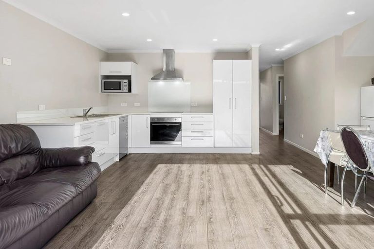 Photo of property in 2/61 Fifth Avenue, Enderley, Hamilton, 3214