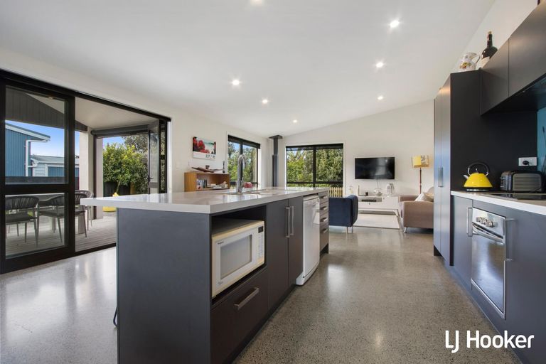 Photo of property in 26 Reel Road, Athenree, Waihi Beach, 3611