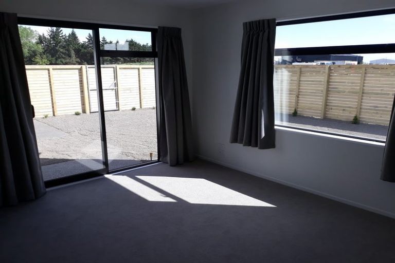 Photo of property in 26 Perendale Street, Belfast, Christchurch, 8051