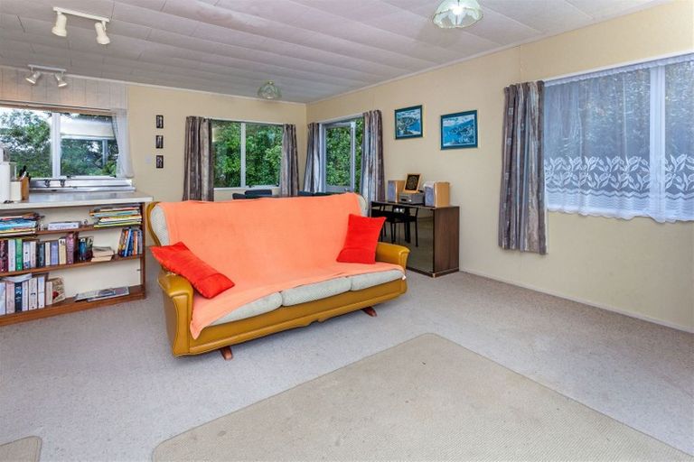 Photo of property in 10 Margot Place, Hahei, Whitianga, 3591