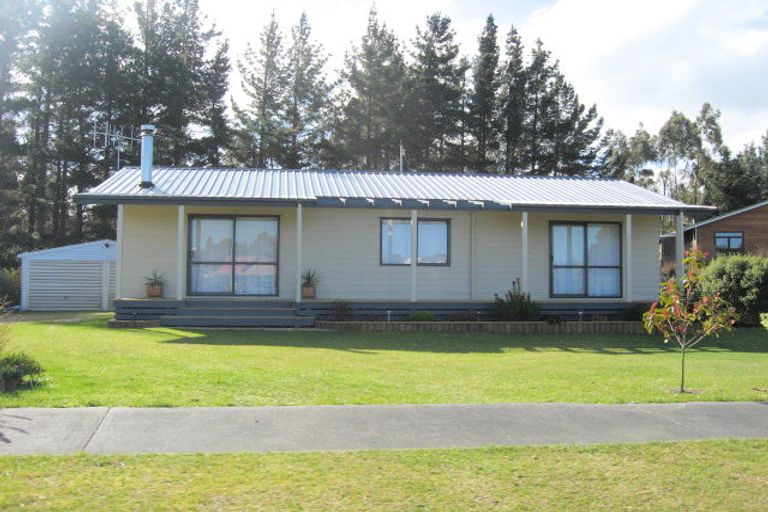 Photo of property in 8 Tui Crescent, Omori, Turangi, 3381