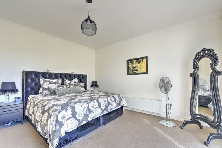 Photo of property in 25 Garnet Street, Gore, 9710