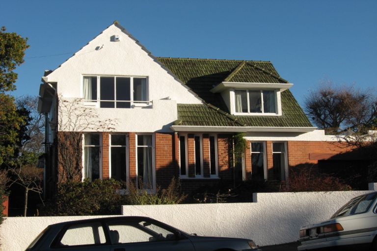 Photo of property in 142 Eglinton Road, Mornington, Dunedin, 9011