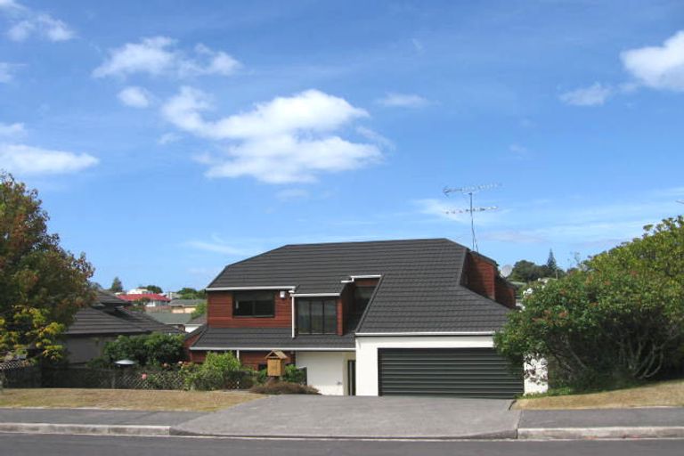 Photo of property in 50 Centorian Drive, Windsor Park, Auckland, 0632