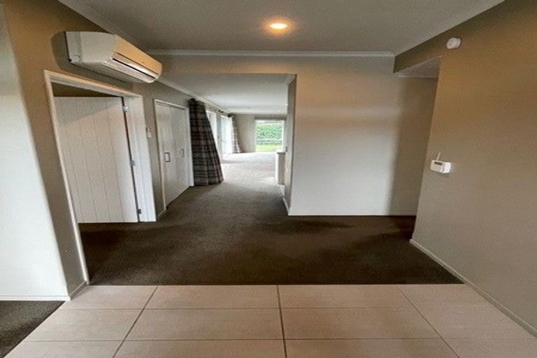 Photo of property in 16 O'dea Place, Burnside, Christchurch, 8053