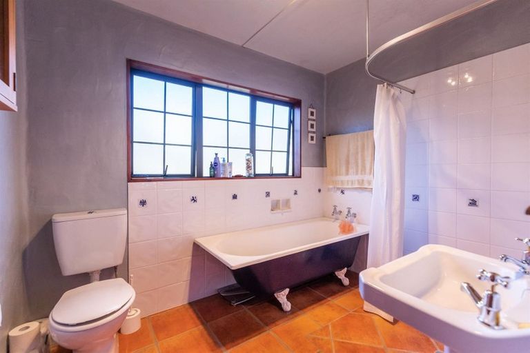 Photo of property in 18 Lachlan Avenue, Hawea Flat, Wanaka, 9382