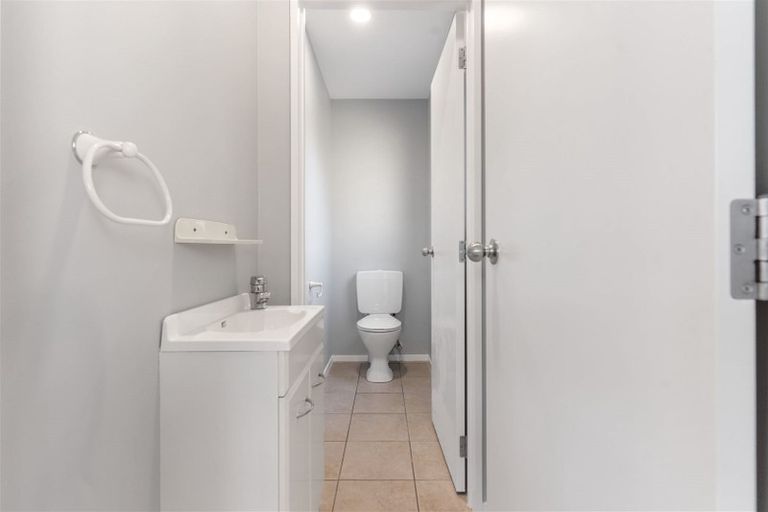 Photo of property in 24 Puma Drive, Golflands, Auckland, 2013