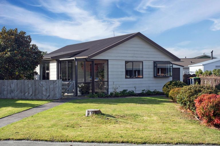 Photo of property in 11 Williamson Place, Geraldine, 7930