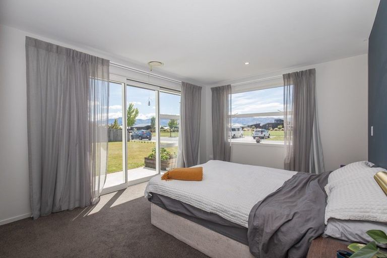Photo of property in 9 Warbler Lane, Albert Town, Wanaka, 9305